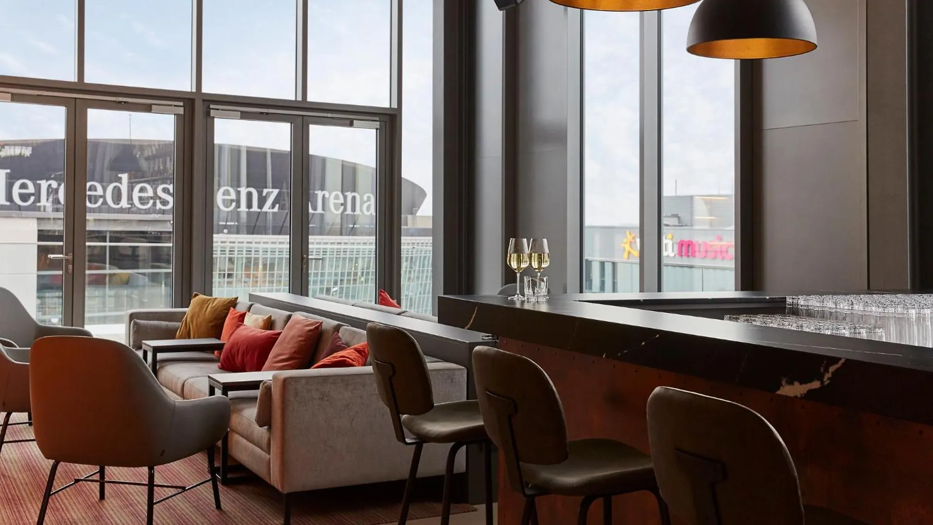 Hotel Indigo Berlin - East Side Gallery