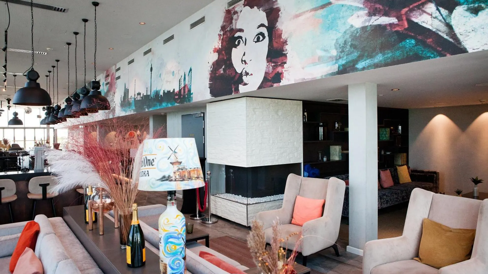 Hotel Indigo Berlin - East Side Gallery